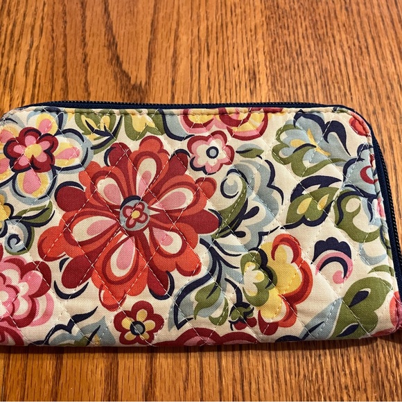 Vera Bradley Colorful Floral Quilted Wallet - Picture 1 of 5